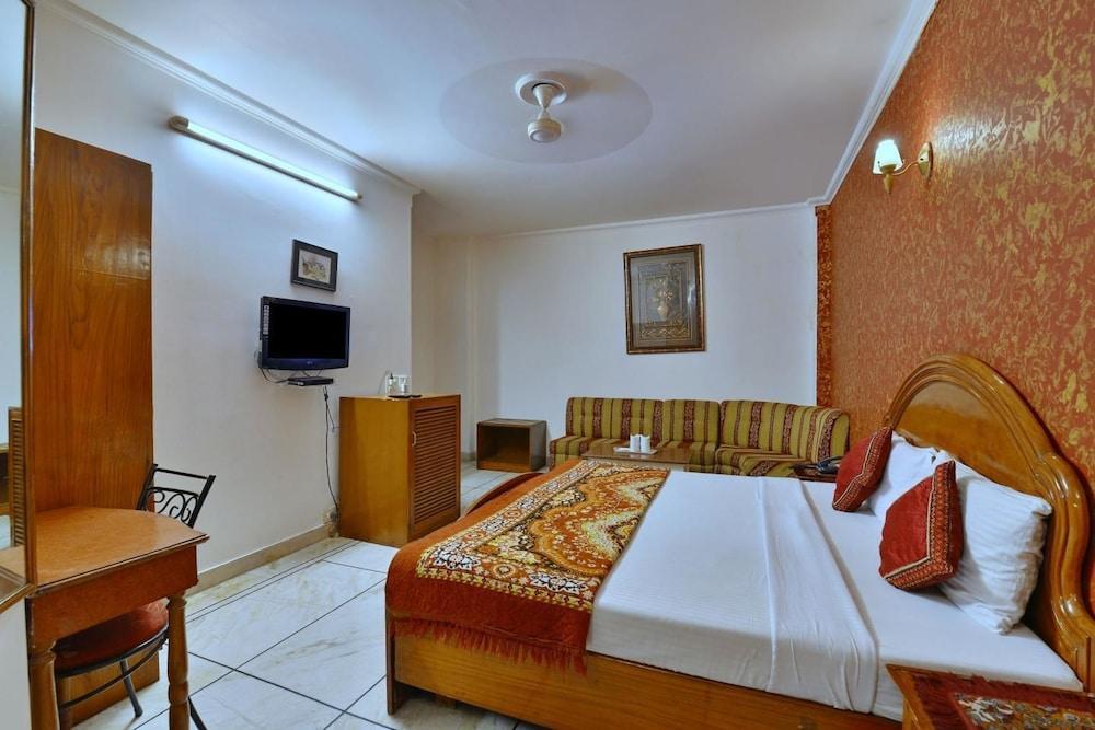 Hotel Rahul Palace Nové Dillí Exteriér fotografie