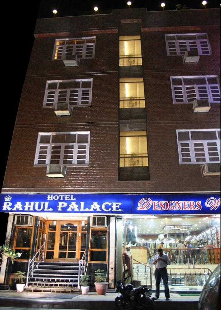 Hotel Rahul Palace Nové Dillí Exteriér fotografie