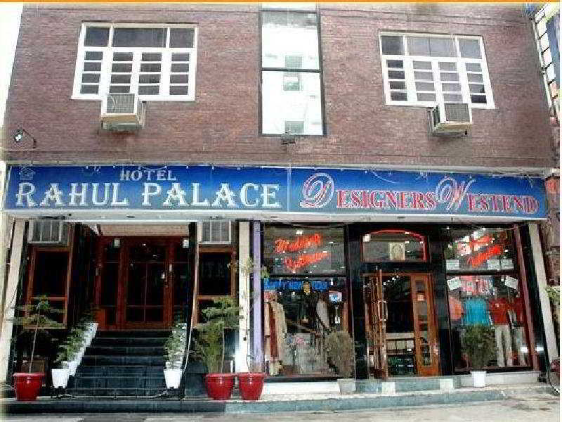 Hotel Rahul Palace Nové Dillí Exteriér fotografie