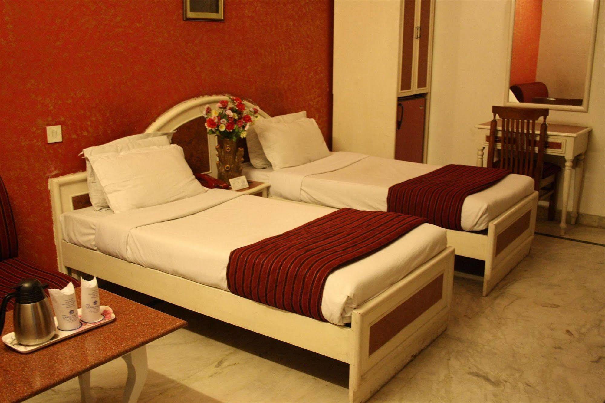 Hotel Rahul Palace Nové Dillí Pokoj fotografie